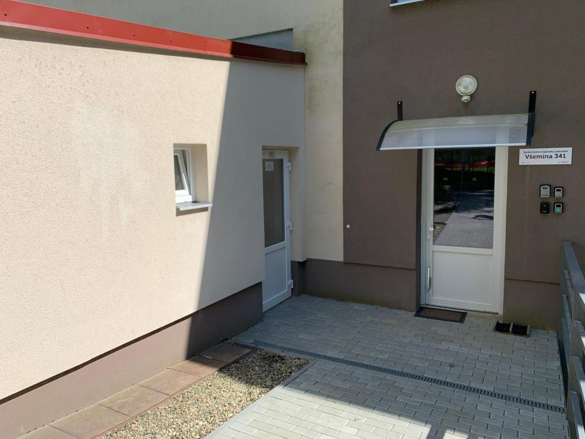 Vsemina Apartman Luzkovice 外观 照片